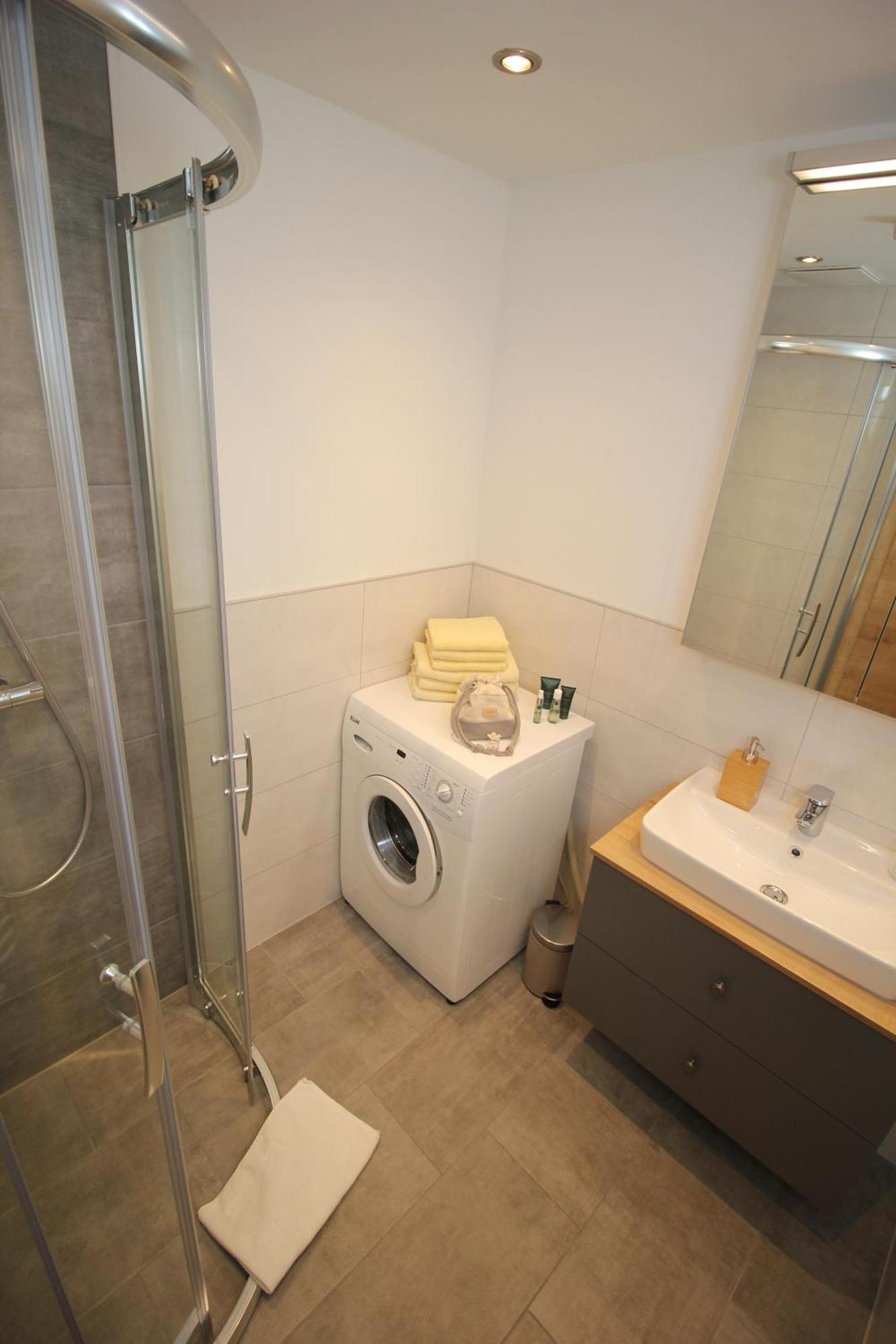 Zur Stockerin - Ferienwohnung Шладминг Екстериор снимка